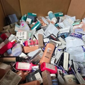 Cosmetics and Beauty Pallet: 700-Unit Lot