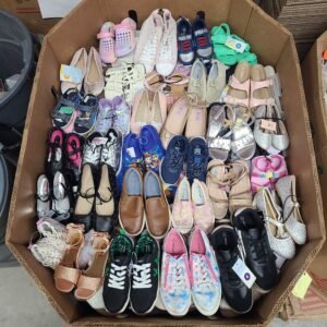 Target Pallet: Apparel and Footwear (TMW-1180)