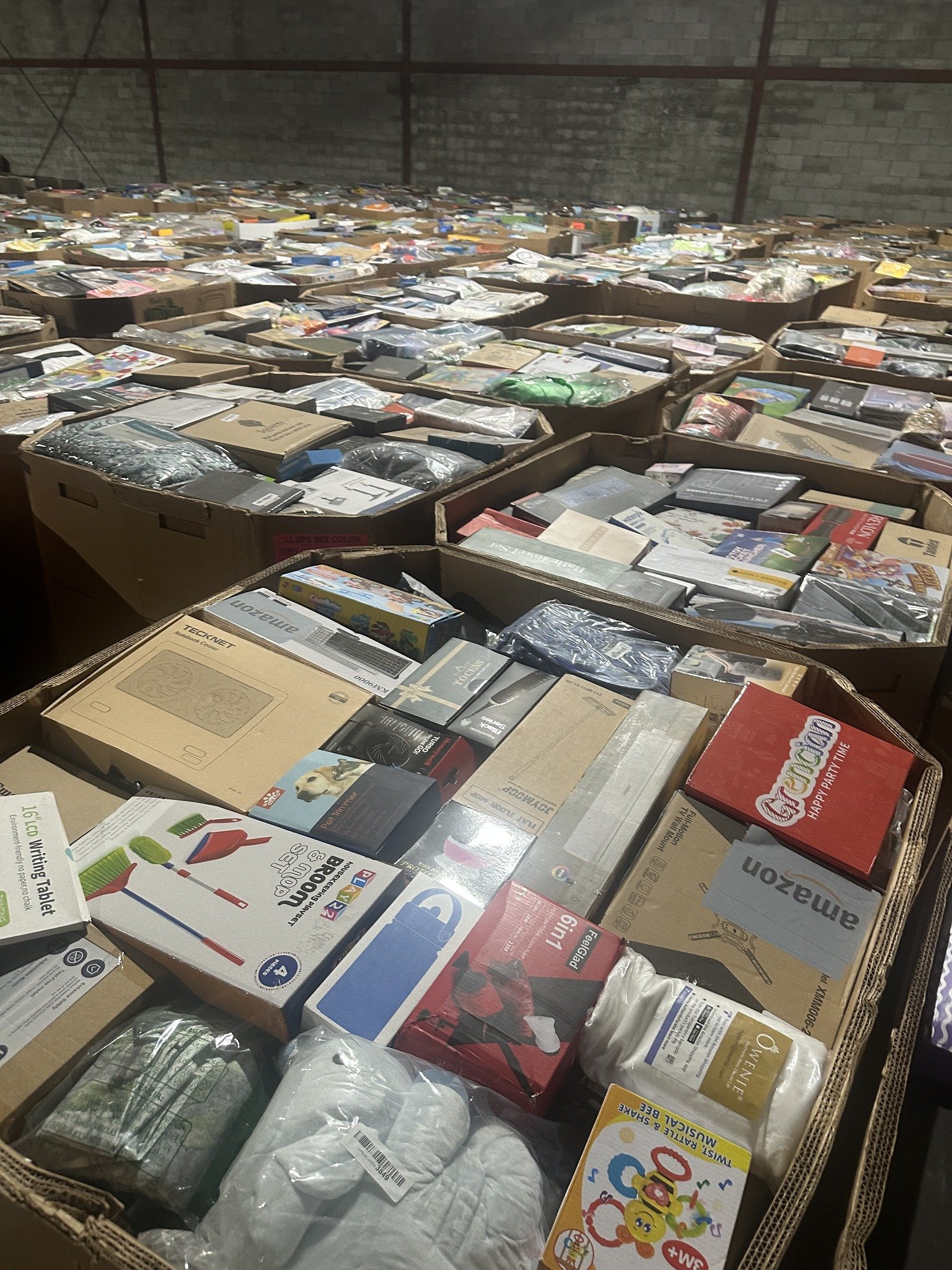 Amazon Truckload: Health and Wellness Amazon Truckload: Health and Wellness