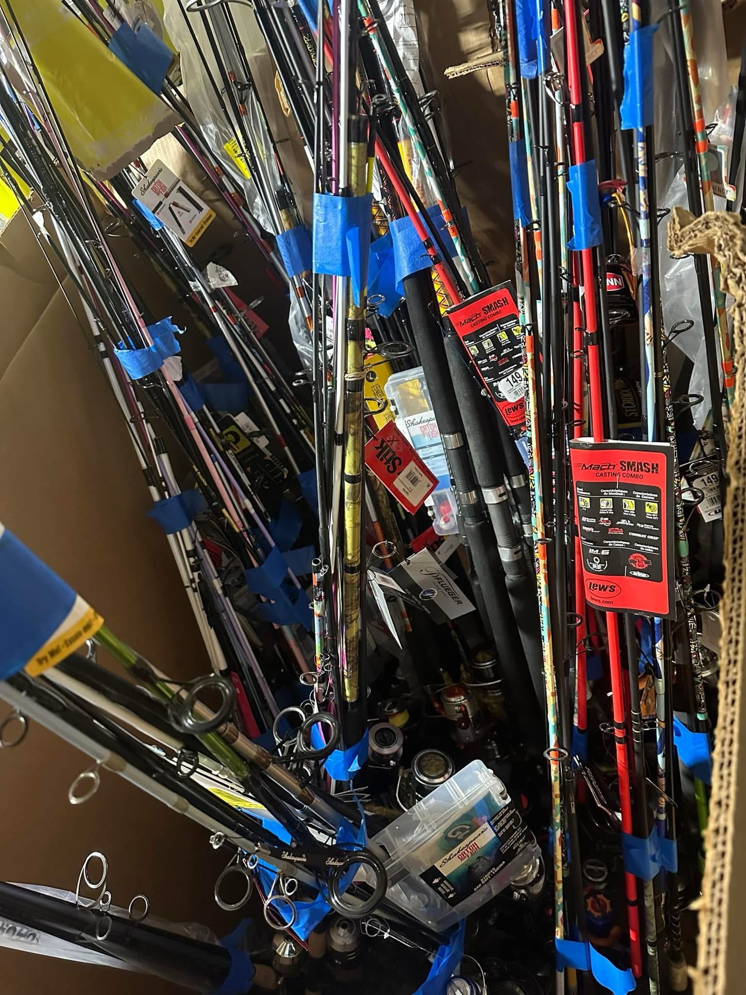 General Merchandise Pallet: 220-Unit Lot General Merchandise Pallet: 220-Unit Lot