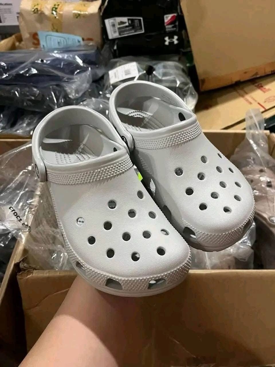 Apparel and Footwear Pallet (TMW-1025) Apparel and Footwear Pallet (TMW-1025)