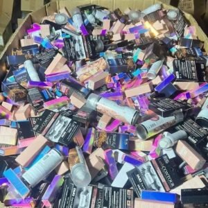 Cosmetics and Beauty Pallet: 300-Unit Lot (TMW-1095)
