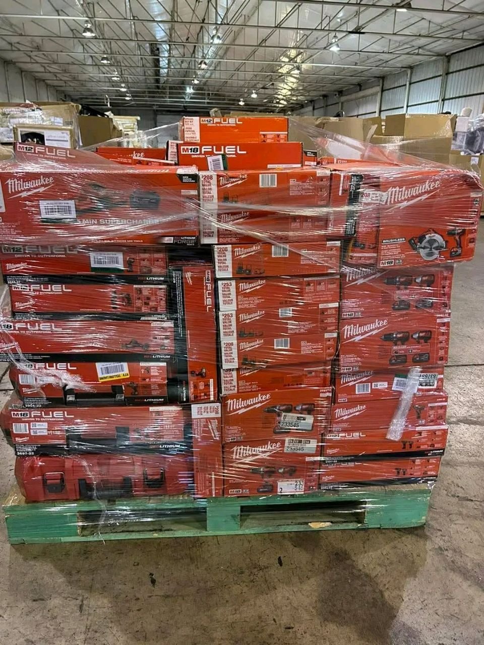 Milwaukee Pallet: 150-Unit Large Lot Milwaukee Pallet: 150-Unit Large Lot