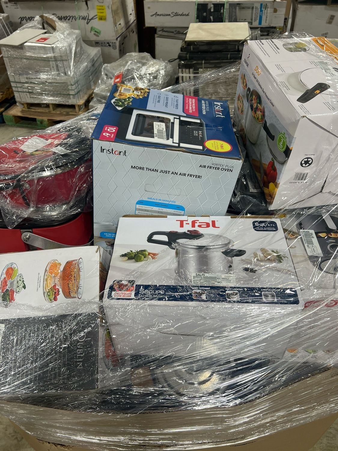 Macy's Pallet: Home and Kitchen (TMW-1197) Macy's Pallet: Home and Kitchen (TMW-1197)